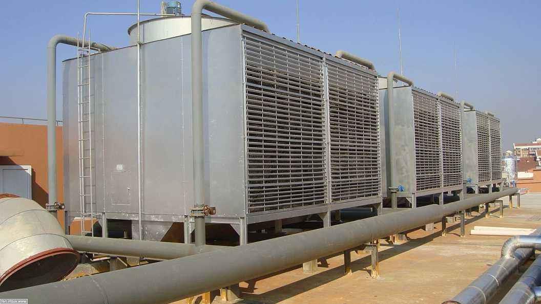 玻（bō）璃鋼冷卻塔噪音及震蕩問題